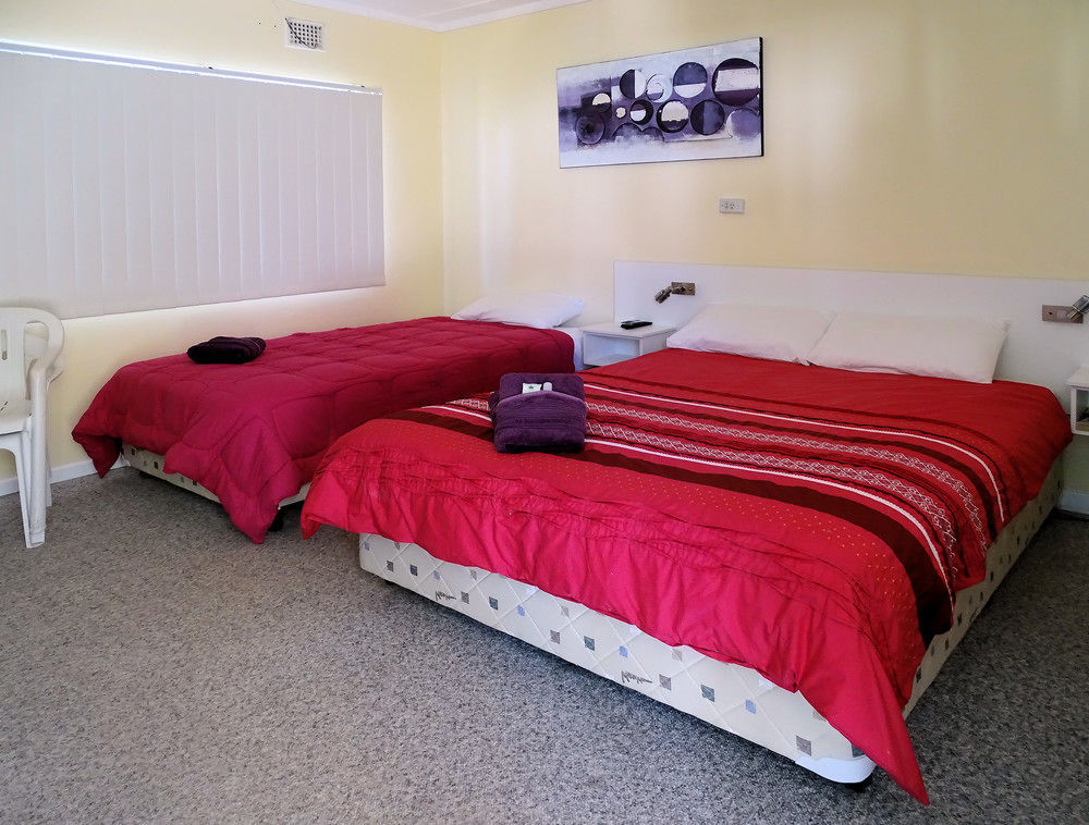 Plantation Retro Motel Tyndale Bagian luar foto
